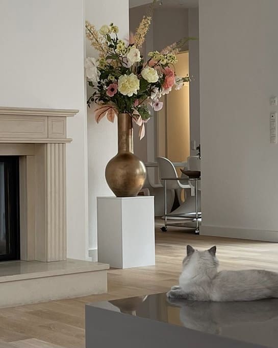 Eigen vaas? Wij maken de vaas voor je op met zijden bloemen boeket - STYLERZ24