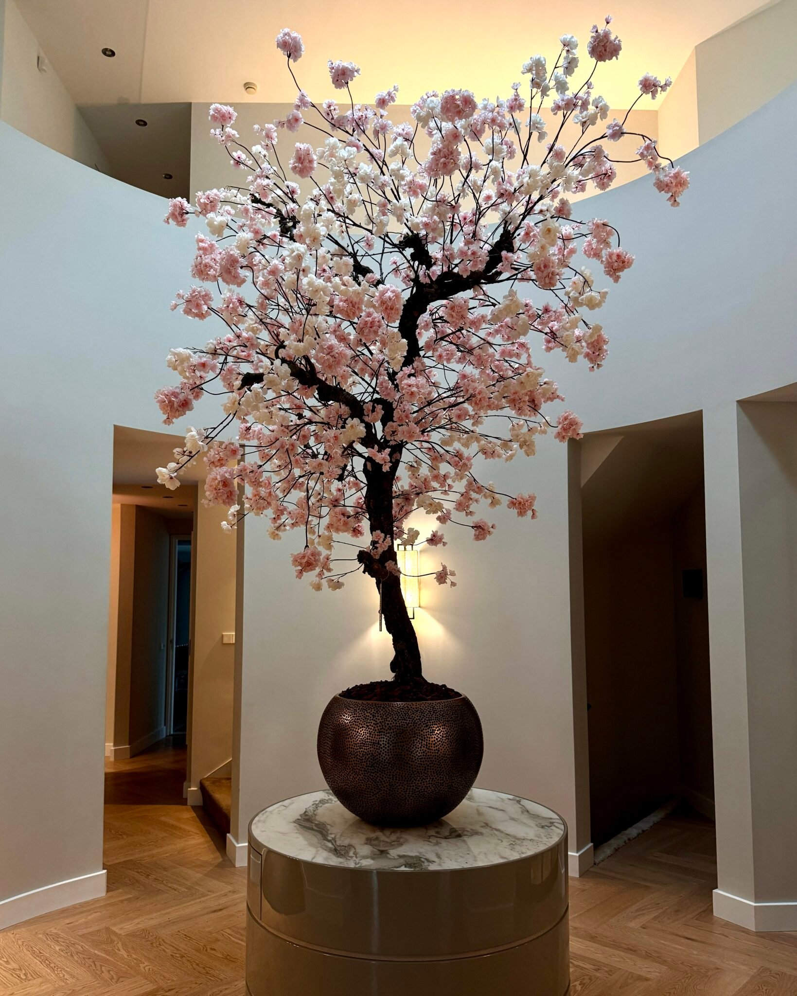 kunst bloesemboom Sakura roze champagne 230 cm met bronzen pot – STYLERZ24