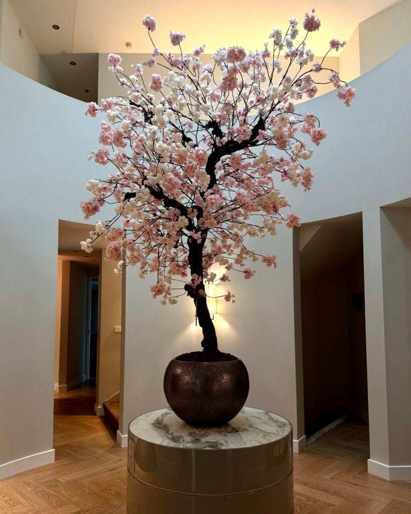 kunst bloesemboom Sakura roze champagne 230 cm met bronzen pot – STYLERZ24