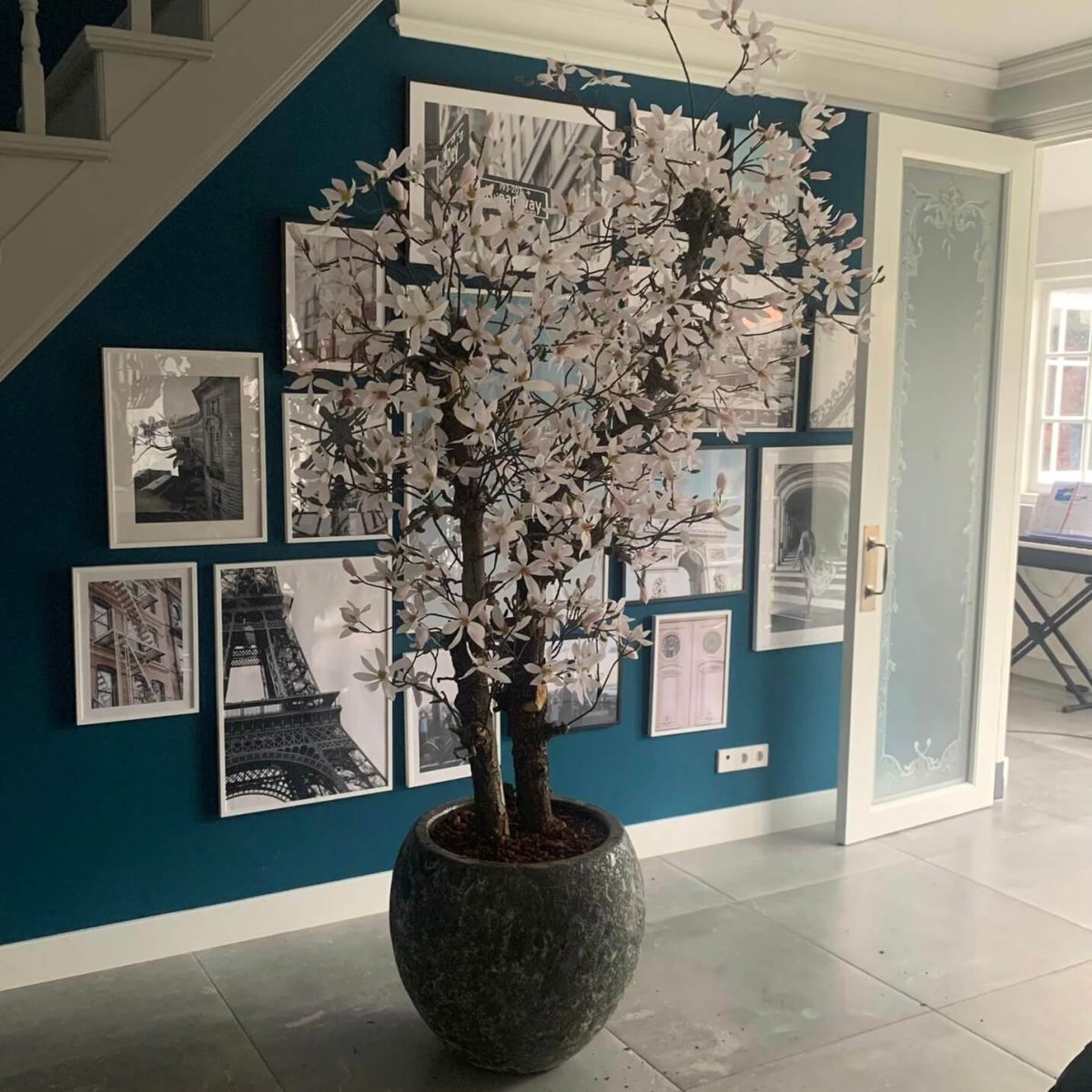 Kunst Magnoliaboom in hal - op maat gemaakt door STYLERZ24